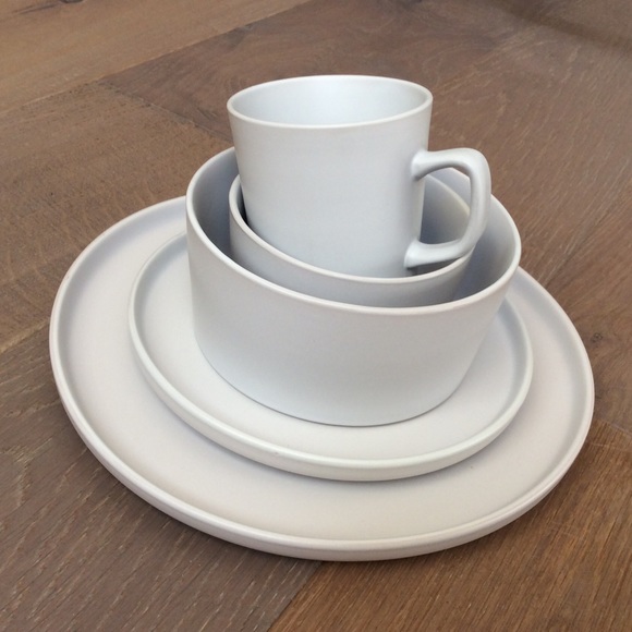 New 5 pcs Set Stoneware Luxmatte Dinnerware plate - Picture 2 of 14